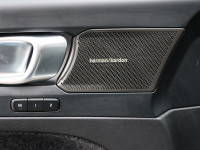 Volvo XC40 T4 Plus Bright Recharge Plug-In Hybrid - SUV/Off-road - Weiss - Gebrauchtwagen - Bild 14