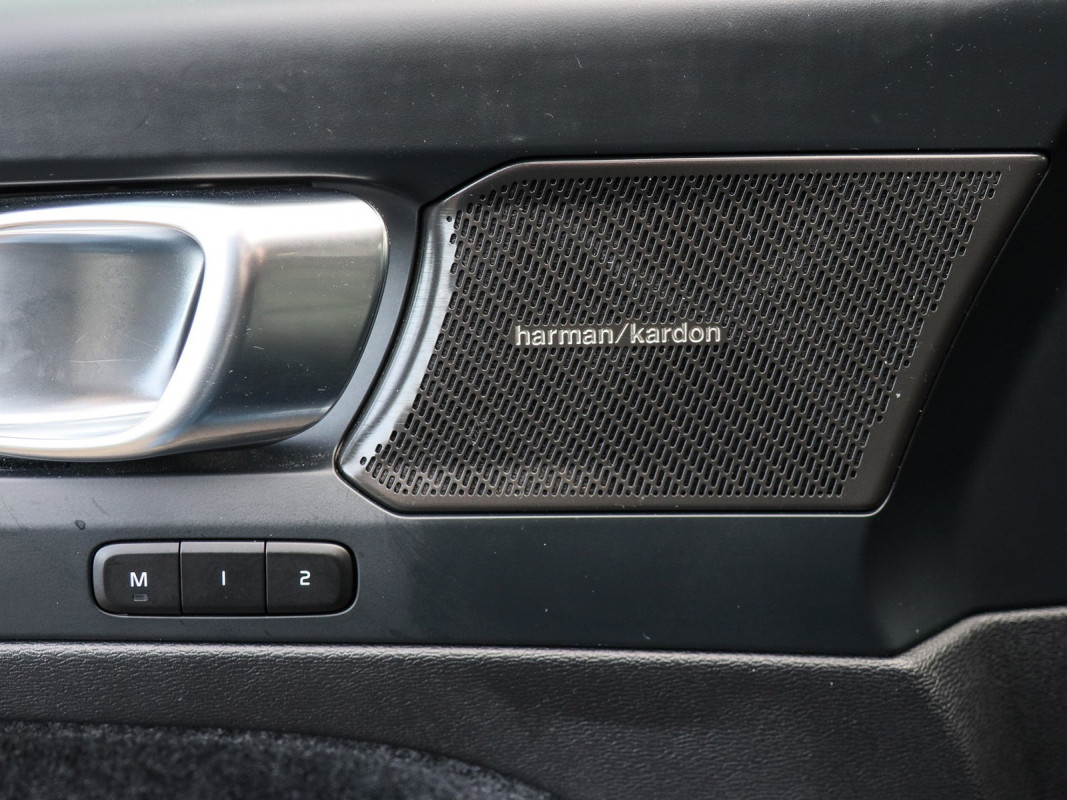 Volvo XC40 T5 - SUV/Off-road - Blau - Gebrauchtwagen - Bild 15