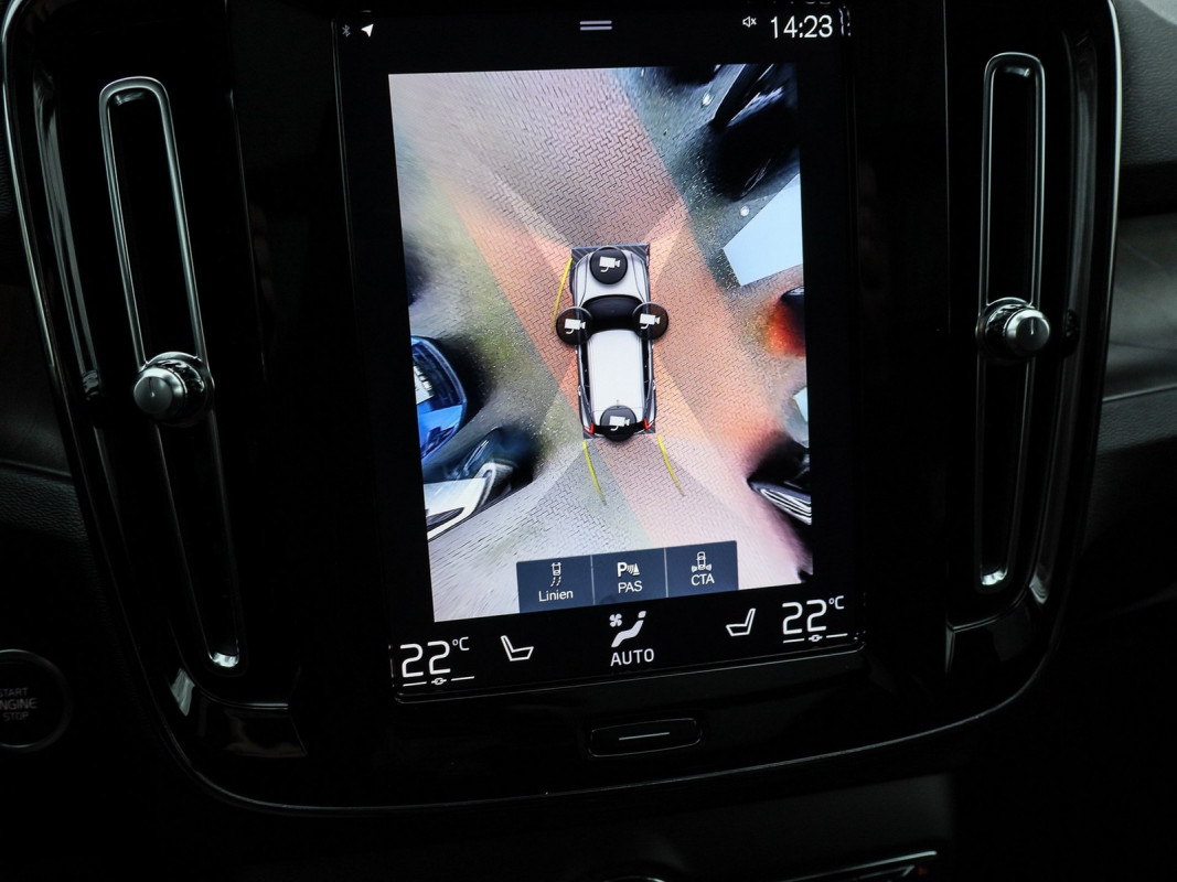 Volvo XC40 T4 - SUV/Off-road - Schwarz - Gebrauchtwagen - Bild 14