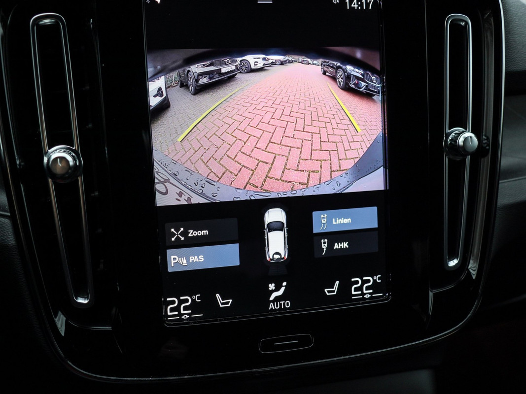 Volvo XC40 T4 - SUV/Off-road - Blau - Gebrauchtwagen - Bild 13