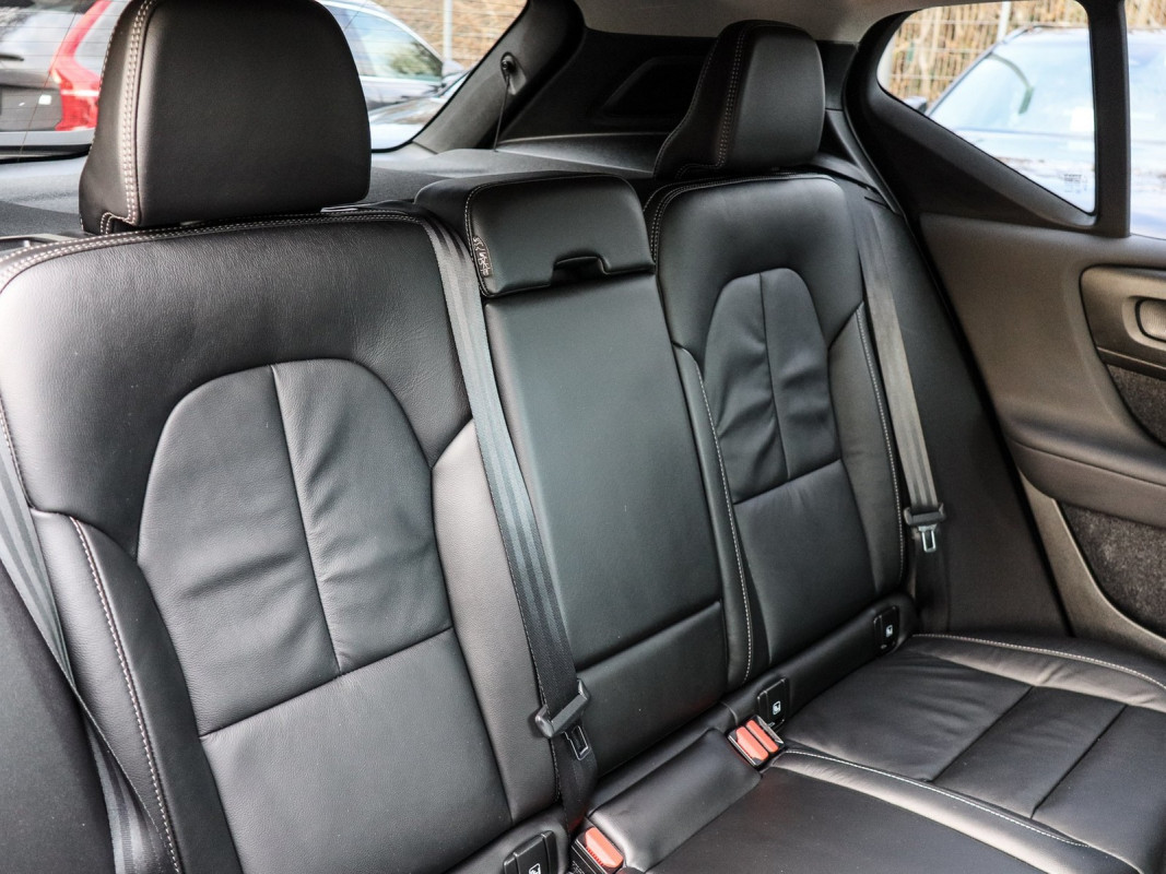 Volvo XC40 T5 - SUV/Off-road - Blau - Gebrauchtwagen - Bild 5