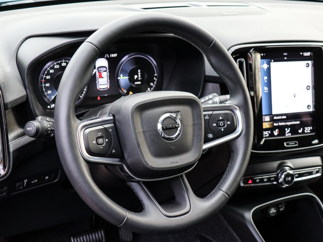 Volvo XC40 T5 - SUV/Off-road - Blau - Gebrauchtwagen - Bild 10