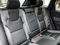 Volvo XC60 T6 AWD Recharge Plug-In Hybrid - SUV/Off-road - Schwarz - Gebrauchtwagen - Bild 5