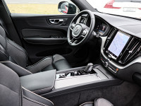 Volvo XC60 B4 Benzin - SUV/Off-road - Schwarz - Gebrauchtwagen - Bild 3