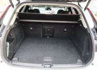 Volvo XC60 B4 - SUV/Off-road - Weiss - Gebrauchtwagen - Bild 11