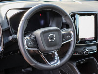 Volvo XC40 Core - SUV/Off-road - Schwarz - Gebrauchtwagen - Bild 10