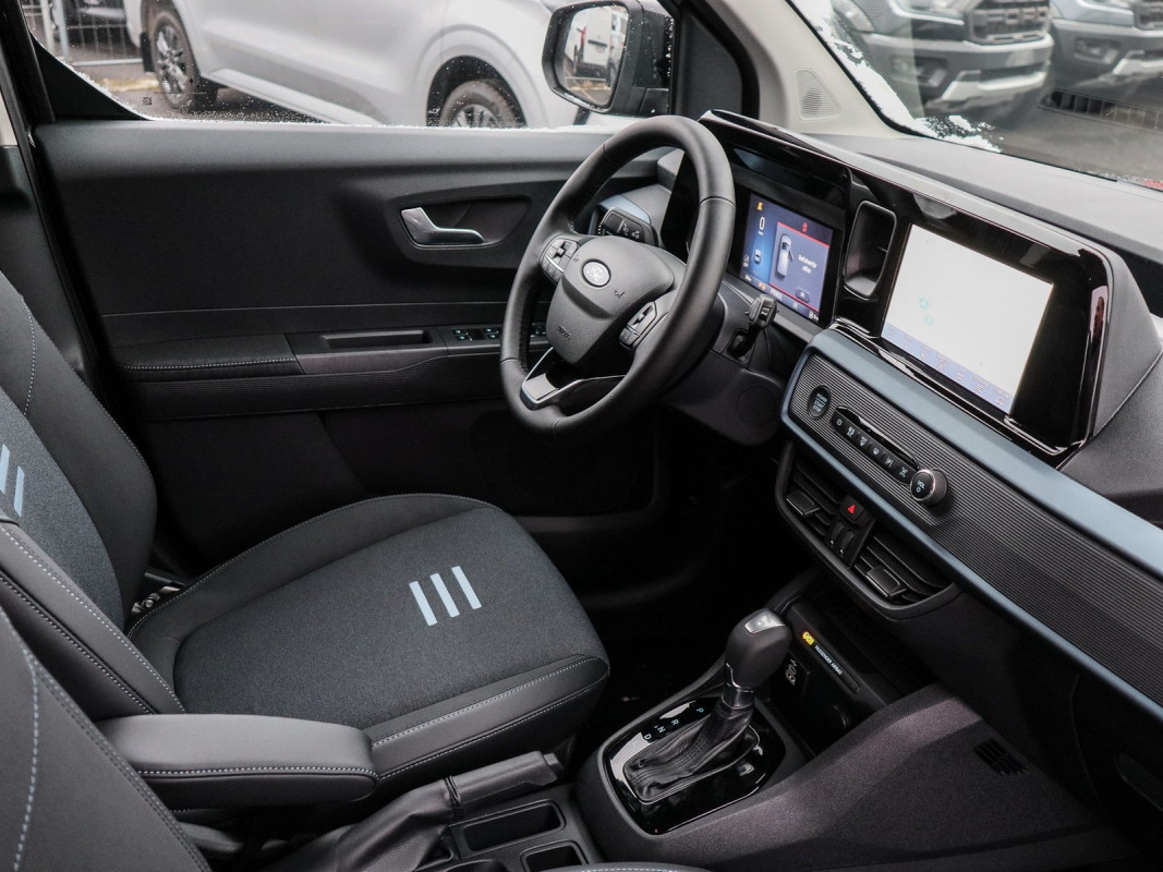 Ford Tourneo Courier Automatik - Van/Minibus - Schwarz - Neuwagen - Bild 3