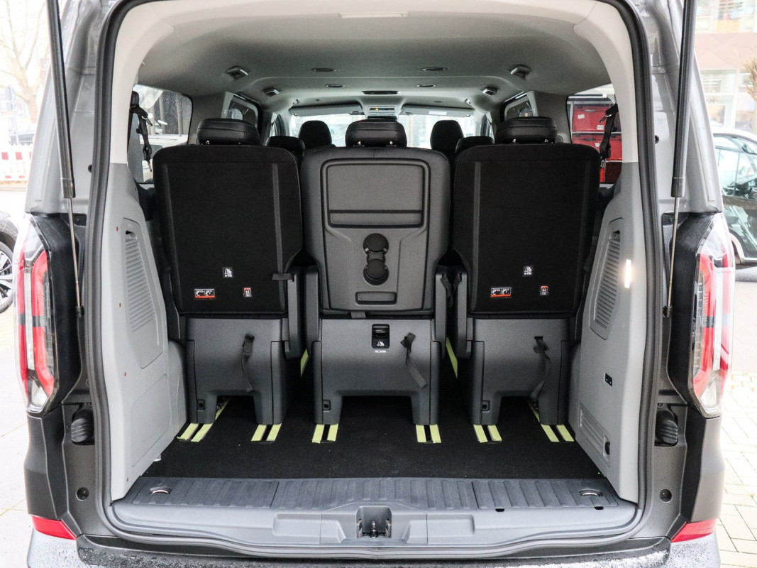 Ford Tourneo Custom Bus - Van/Minibus - Grau - Neuwagen - Bild 9