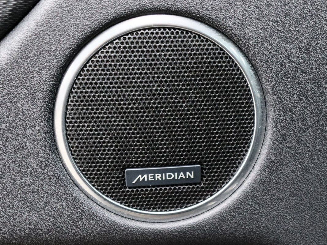 Land Rover Discovery Sport - SUV/Off-road - Schwarz - Gebrauchtwagen - Bild 12