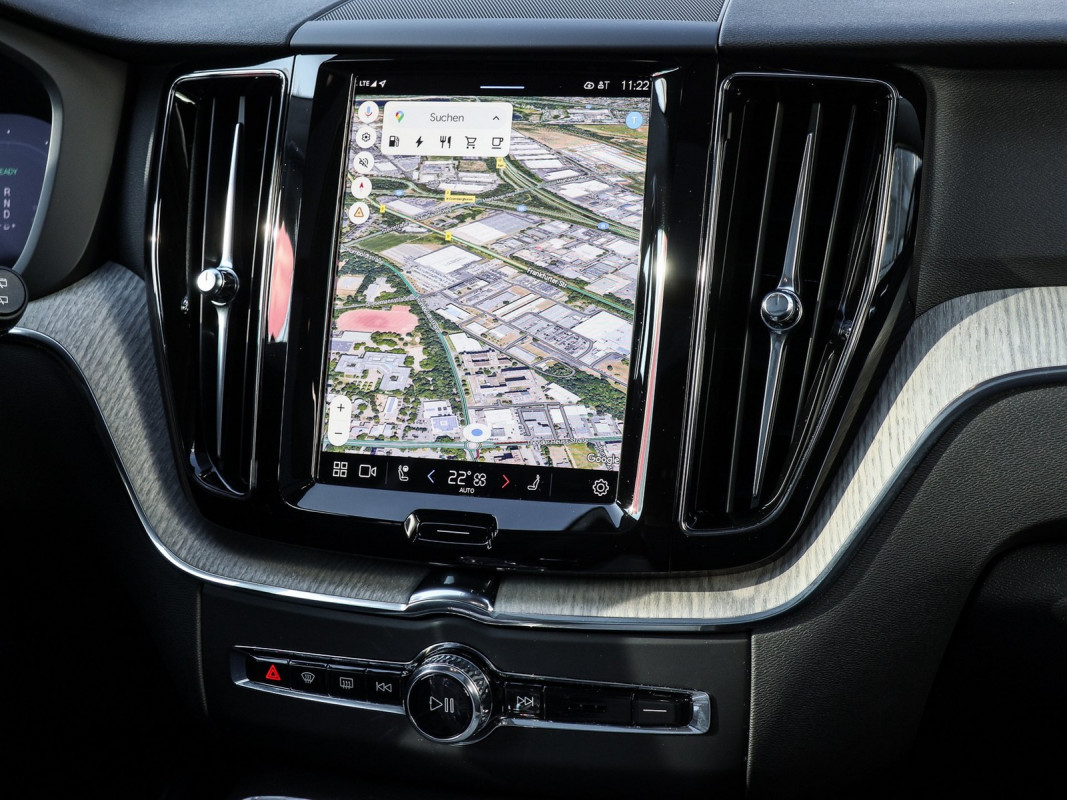 Volvo XC60 T6 AWD Recharge - SUV/Off-road - Grau - Gebrauchtwagen - Bild 9