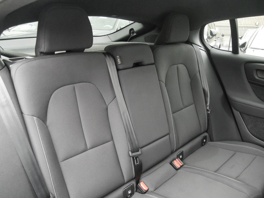 Volvo C40 - SUV/Off-road - Blau - Gebrauchtwagen - Bild 5