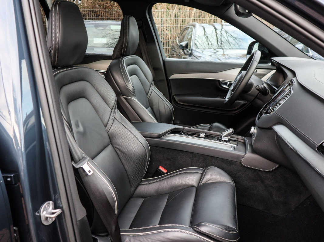 Volvo XC90 T8 - SUV/Off-road - Blau - Gebrauchtwagen - Bild 7