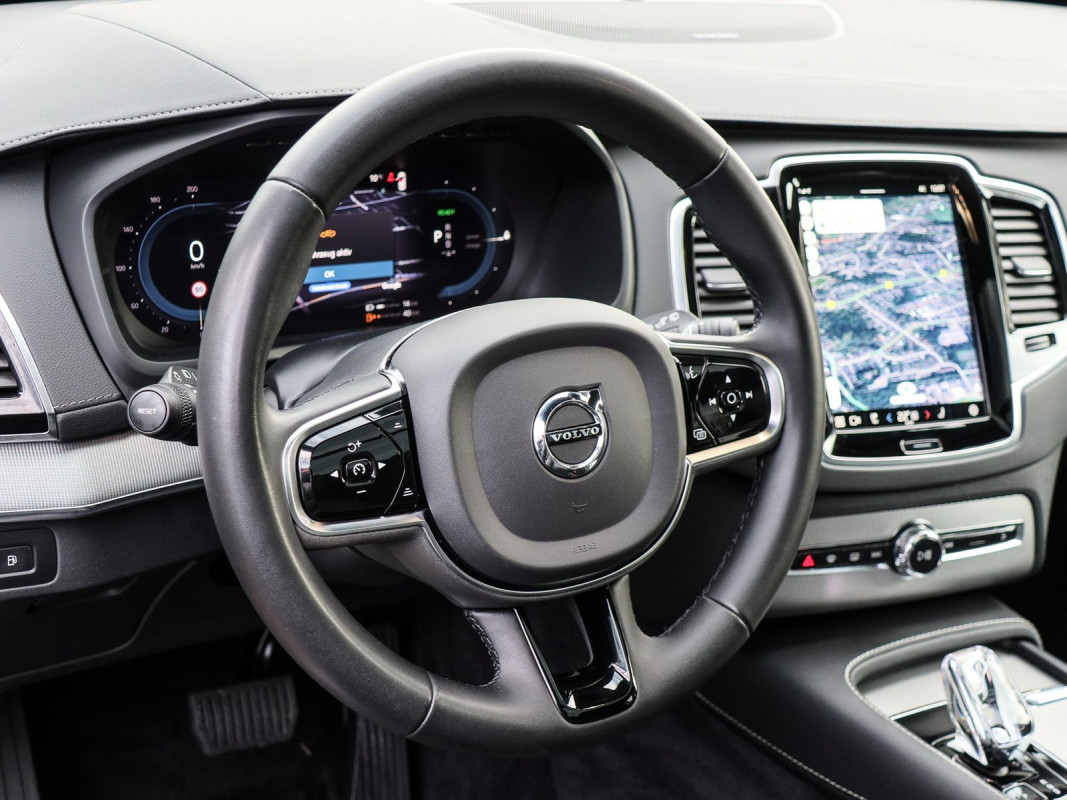 Volvo XC90 T8 - SUV/Off-road - Blau - Gebrauchtwagen - Bild 10