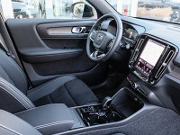 Volvo XC40 B3 (B) - SUV/Off-road - Weiss - Gebrauchtwagen - Bild 3