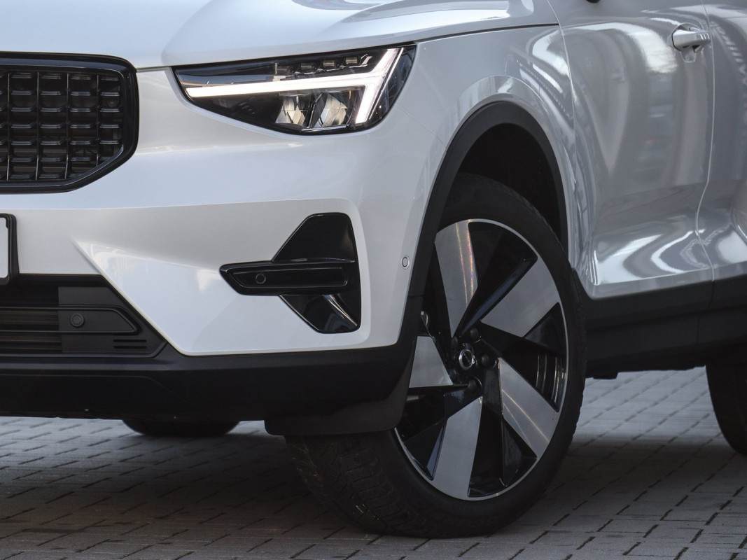 Volvo XC40 B3 (B) - SUV/Off-road - Weiss - Gebrauchtwagen - Bild 6
