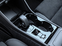 Volvo XC40 B3 (B) - SUV/Off-road - Weiss - Gebrauchtwagen - Bild 11