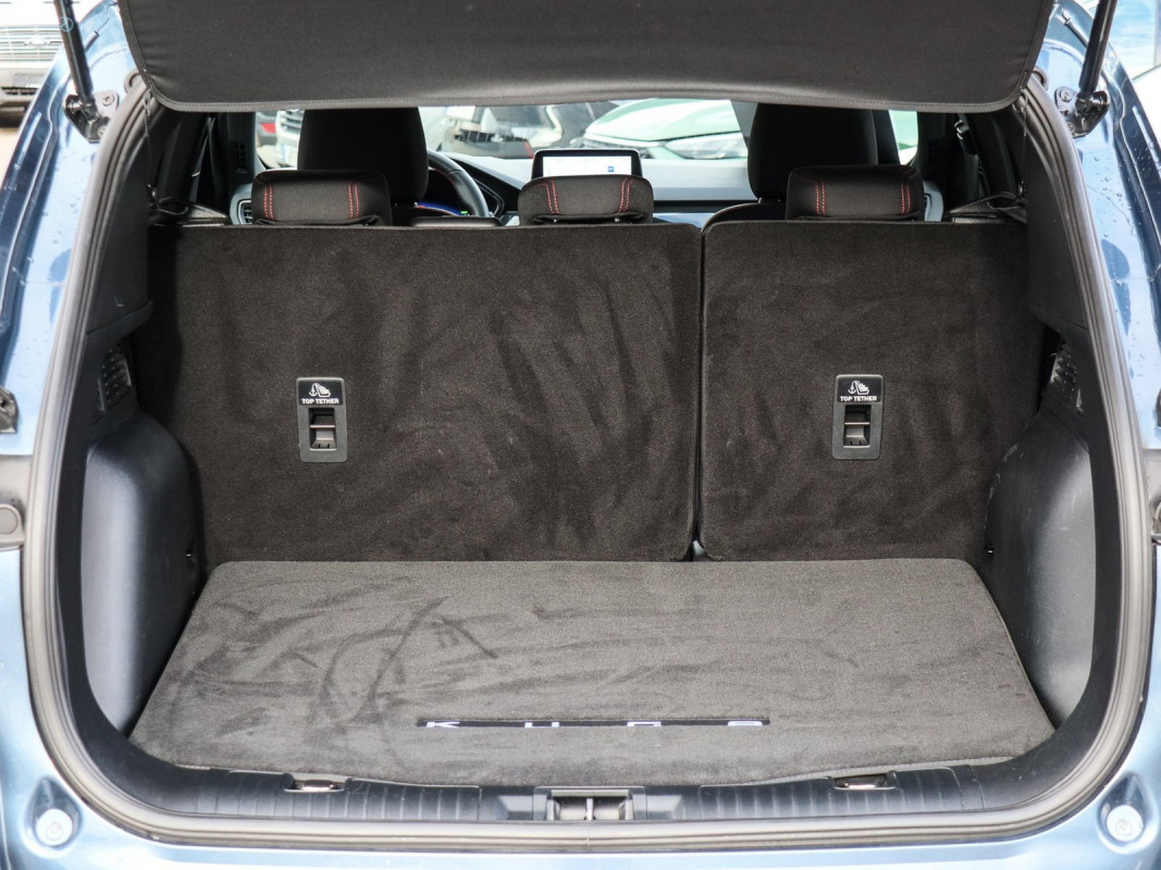 Ford Kuga ST-Line - SUV/Off-road - Blau - Gebrauchtwagen - Bild 13