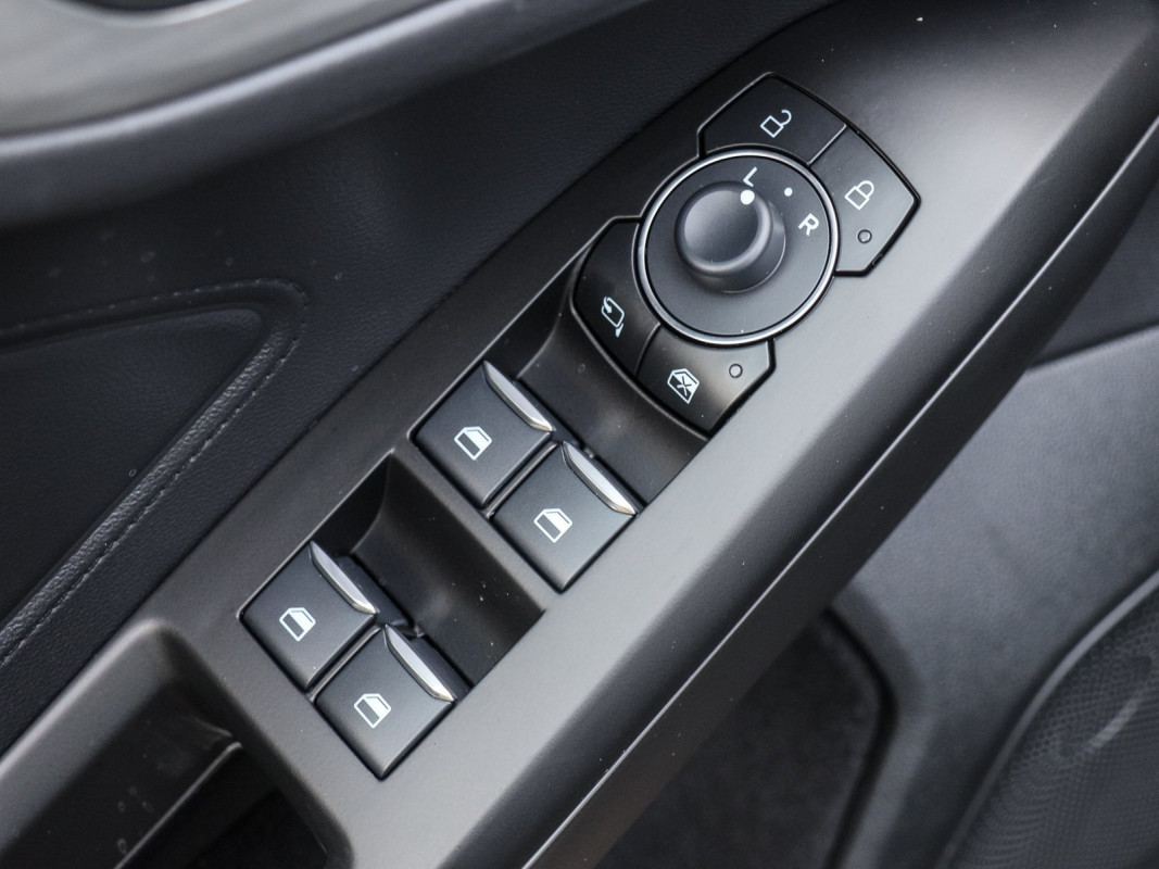 Ford Focus Lim. - Limousine - Schwarz - Tageszulassung - Bild 15