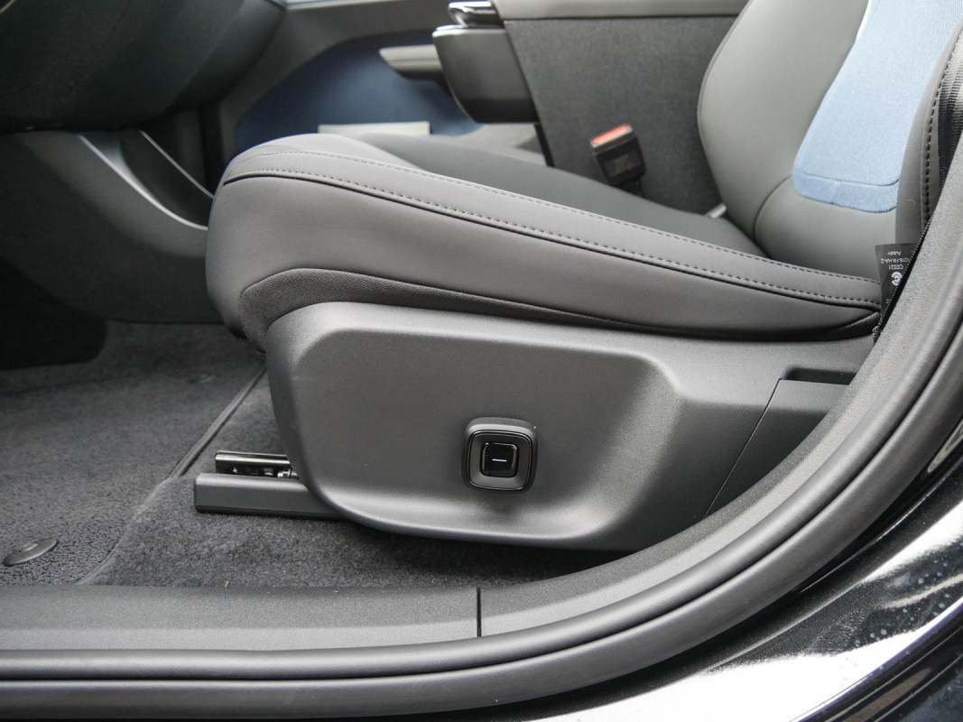 Volvo EX30 - SUV/Off-road - Schwarz - Gebrauchtwagen - Bild 15