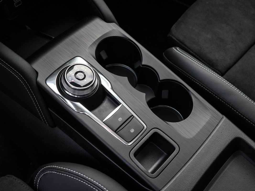 Ford Kuga - SUV/Off-road - Schwarz - Neuwagen - Bild 10