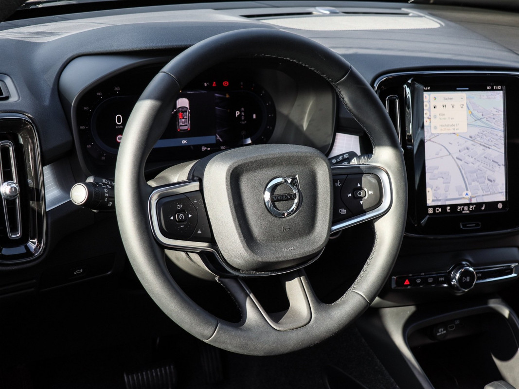 Volvo XC40 B3 (B) - SUV/Off-road - Schwarz - Gebrauchtwagen - Bild 10