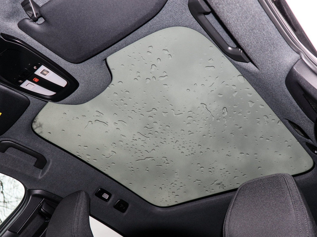 Volvo C40 Core - SUV/Off-road - Schwarz - Gebrauchtwagen - Bild 13