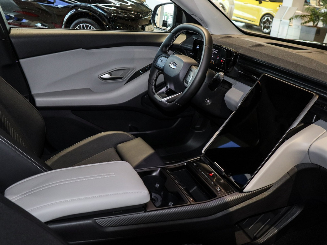 Ford Explorer - SUV/Off-road - Schwarz - Neuwagen - Bild 3