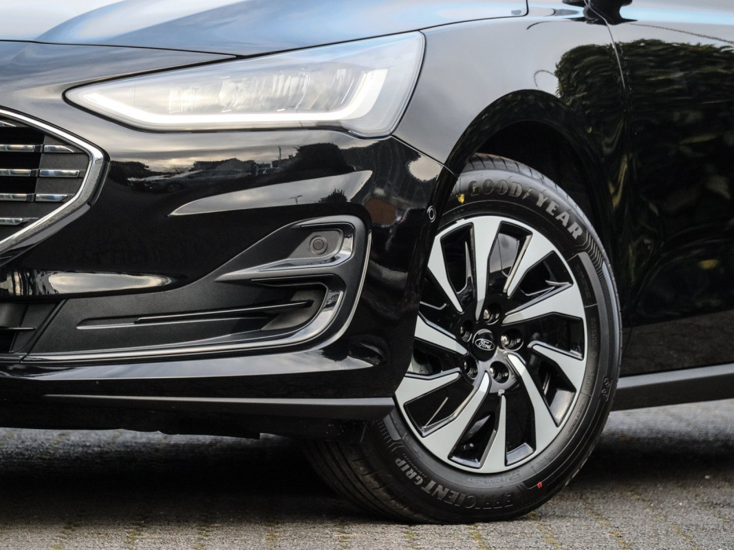 Ford Focus Lim. - Limousine - Schwarz - Tageszulassung - Bild 5