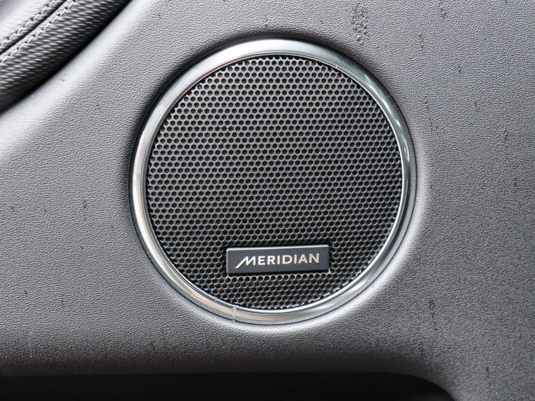 Land Rover Discovery Sport P270E Dynamic SE - SUV/Off-road - Schwarz - Gebrauchtwagen - Bild 13