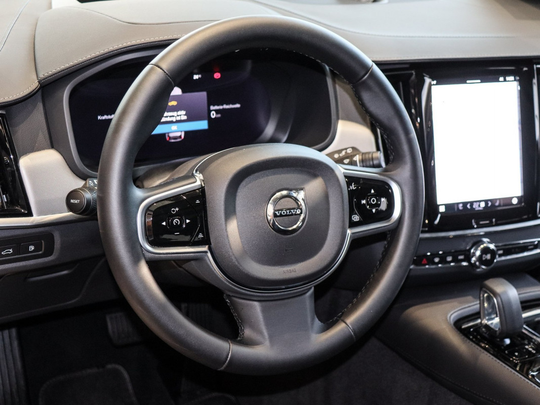 Volvo V90 T8 Recharge AWD - Kombi - Weiss - Gebrauchtwagen - Bild 10