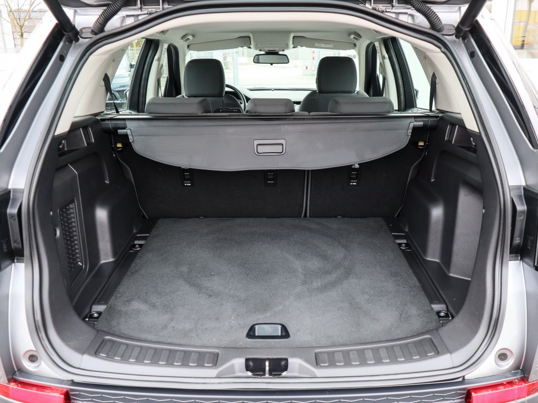 Land Rover Discovery Sport - SUV/Off-road - Grau - Gebrauchtwagen - Bild 15