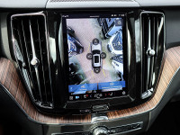 Volvo XC60 B4 - SUV/Off-road - Schwarz - Gebrauchtwagen - Bild 13