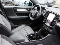 Volvo XC40 B3 - SUV/Off-road - Schwarz - Gebrauchtwagen - Bild 3