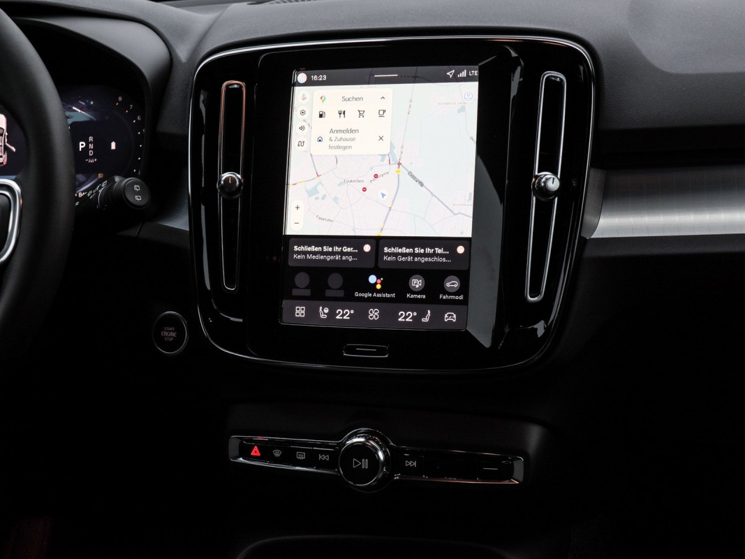 Volvo XC40 B3 - SUV/Off-road - Schwarz - Gebrauchtwagen - Bild 9