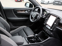 Volvo XC40 Single Plus 78kWh - SUV/Off-road - Schwarz - Gebrauchtwagen - Bild 3