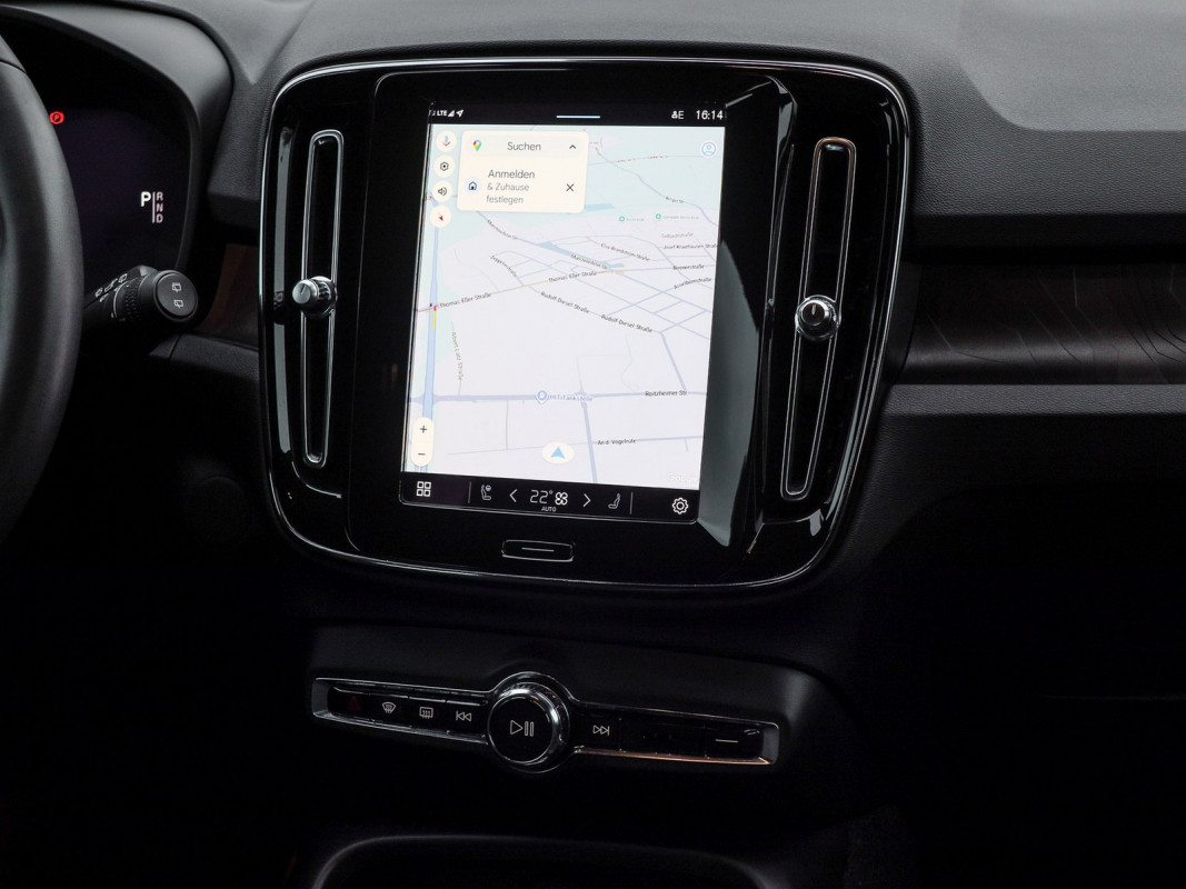 Volvo XC40 Single Plus 78kWh - SUV/Off-road - Schwarz - Gebrauchtwagen - Bild 9