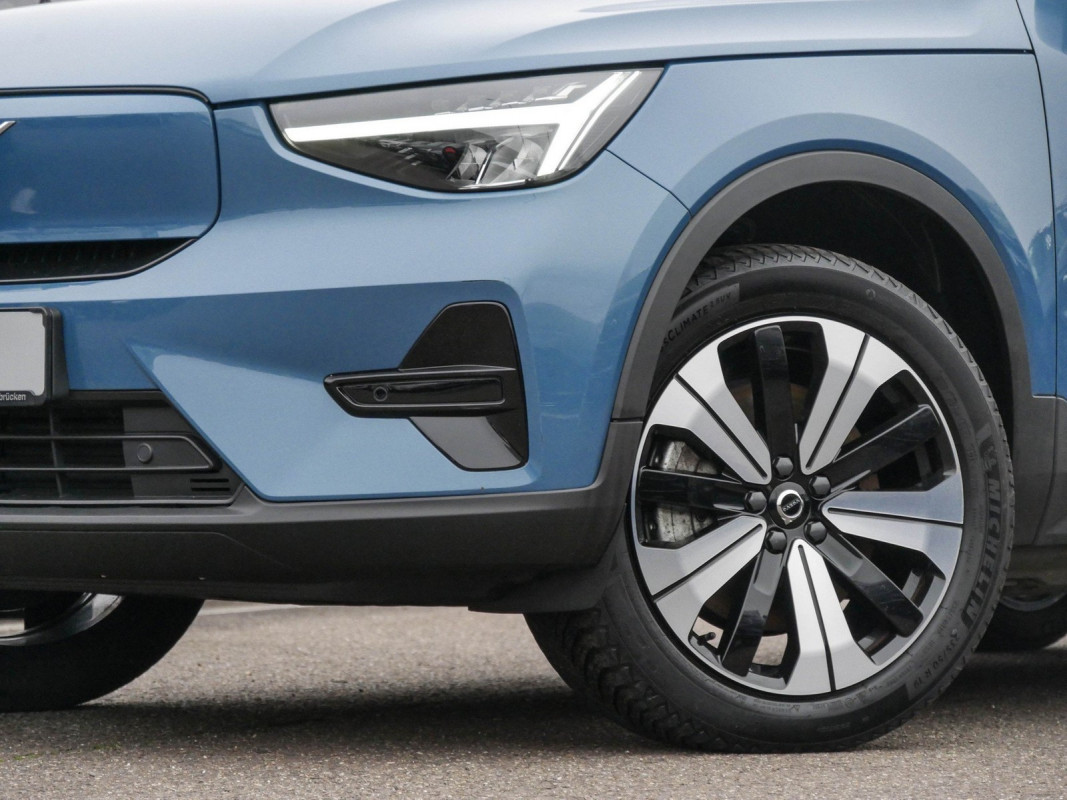 Volvo C40 - SUV/Off-road - Blau - Gebrauchtwagen - Bild 6