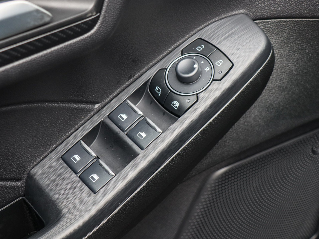 Ford Kuga Vollhybrid FHEV - SUV/Off-road - Schwarz - Neuwagen - Bild 14