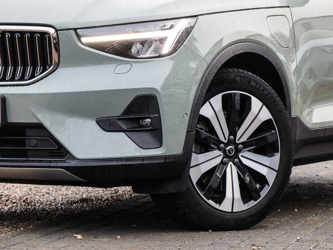 Volvo XC40 T5 - SUV/Off-road - Grün - Gebrauchtwagen - Bild 6