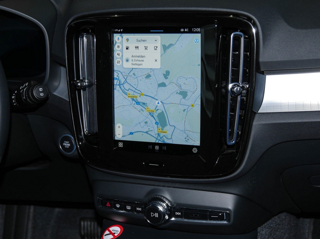 Volvo XC40 - SUV/Off-road - Silber - Gebrauchtwagen - Bild 9