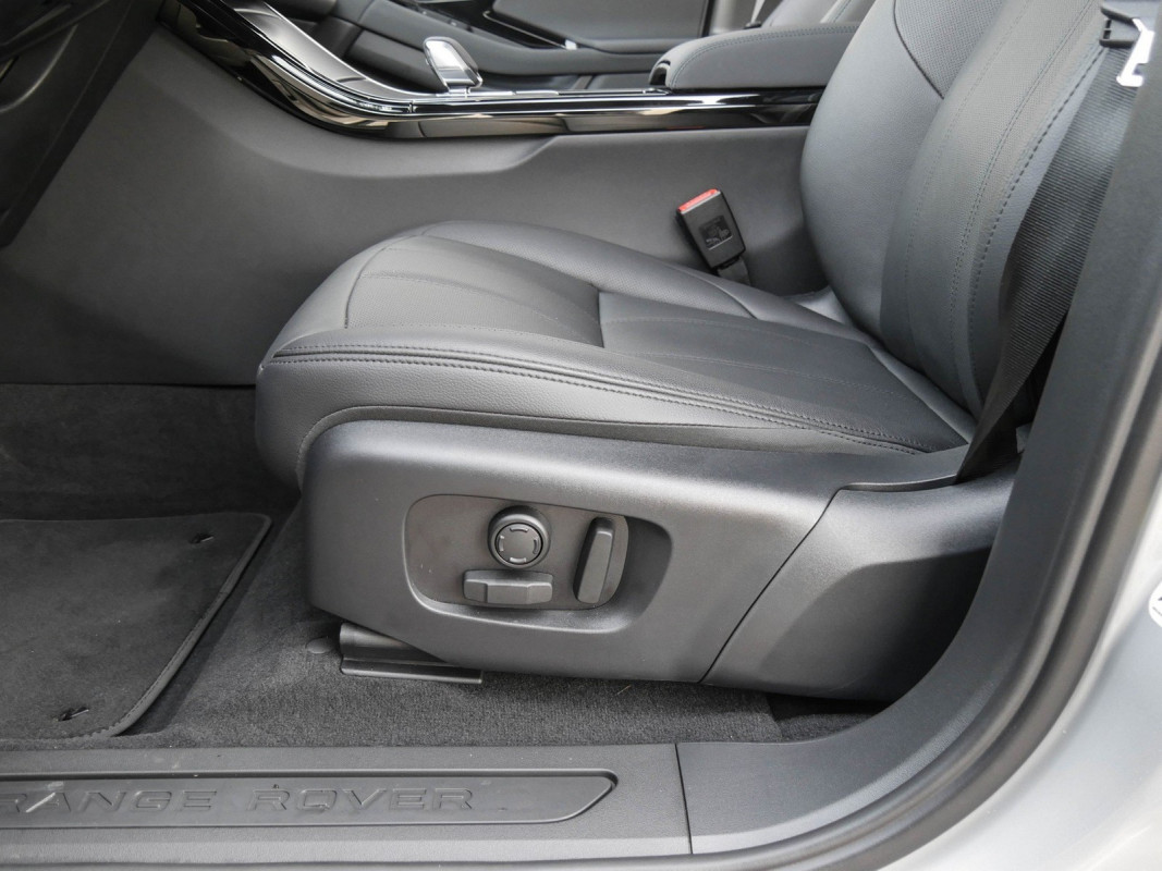 Land Rover Range Rover Evoque D165 S - SUV/Off-road - Silber - Gebrauchtwagen - Bild 13