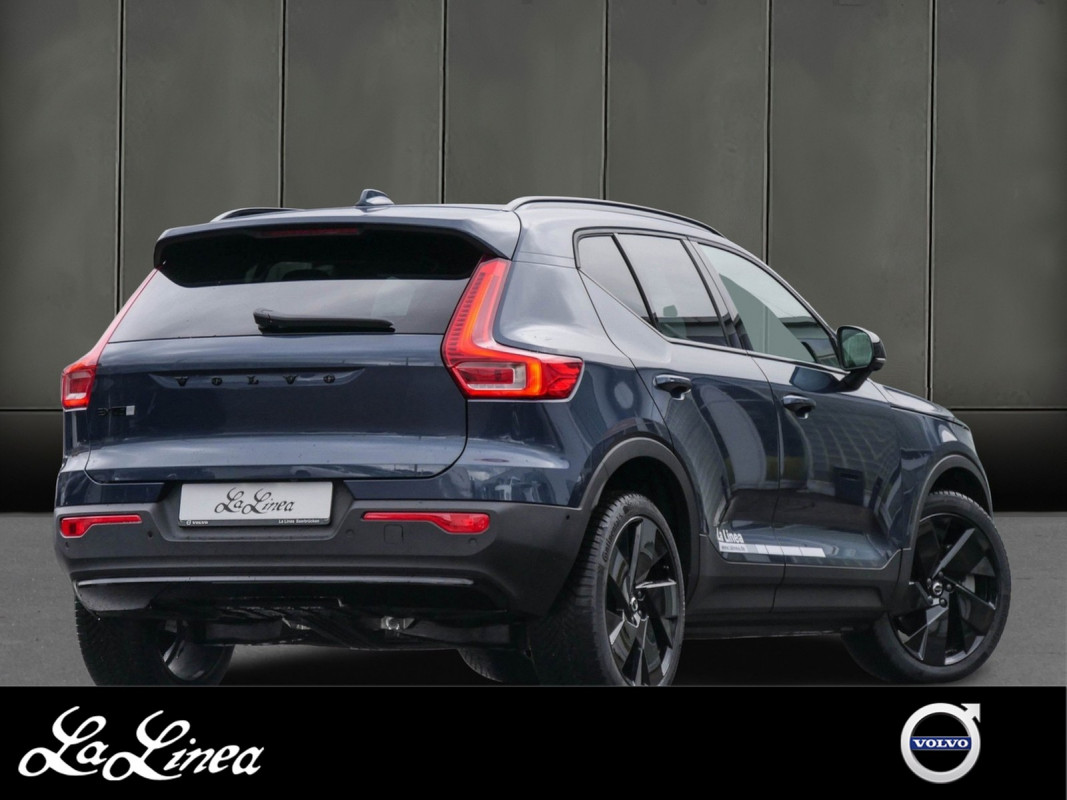 Volvo EX40 - SUV/Off-road - Blau - Gebrauchtwagen - Bild 2