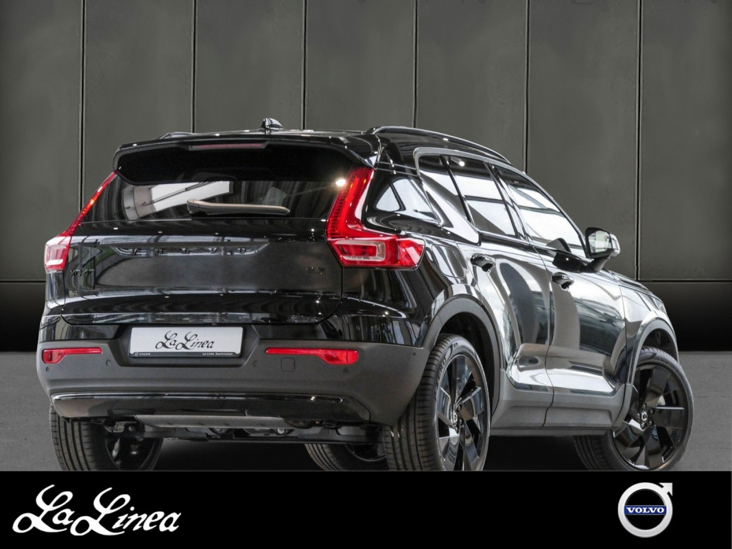 Volvo XC40 - SUV/Off-road - Schwarz - Gebrauchtwagen - Bild 2