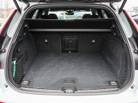 Volvo XC60 B5 (B) AWD - SUV/Off-road - Grau - Gebrauchtwagen - Bild 11