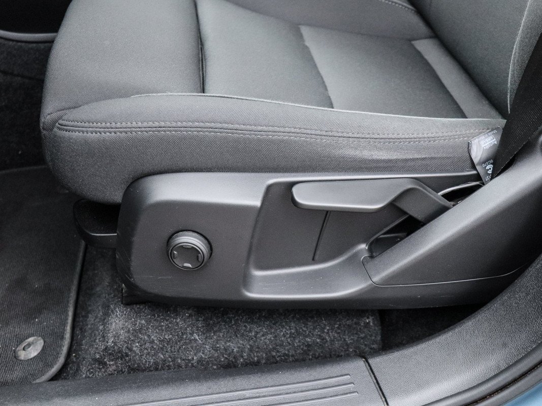 Volvo XC40 Single Core Recharge Winter Paket - SUV/Off-road - Blau - Gebrauchtwagen - Bild 15