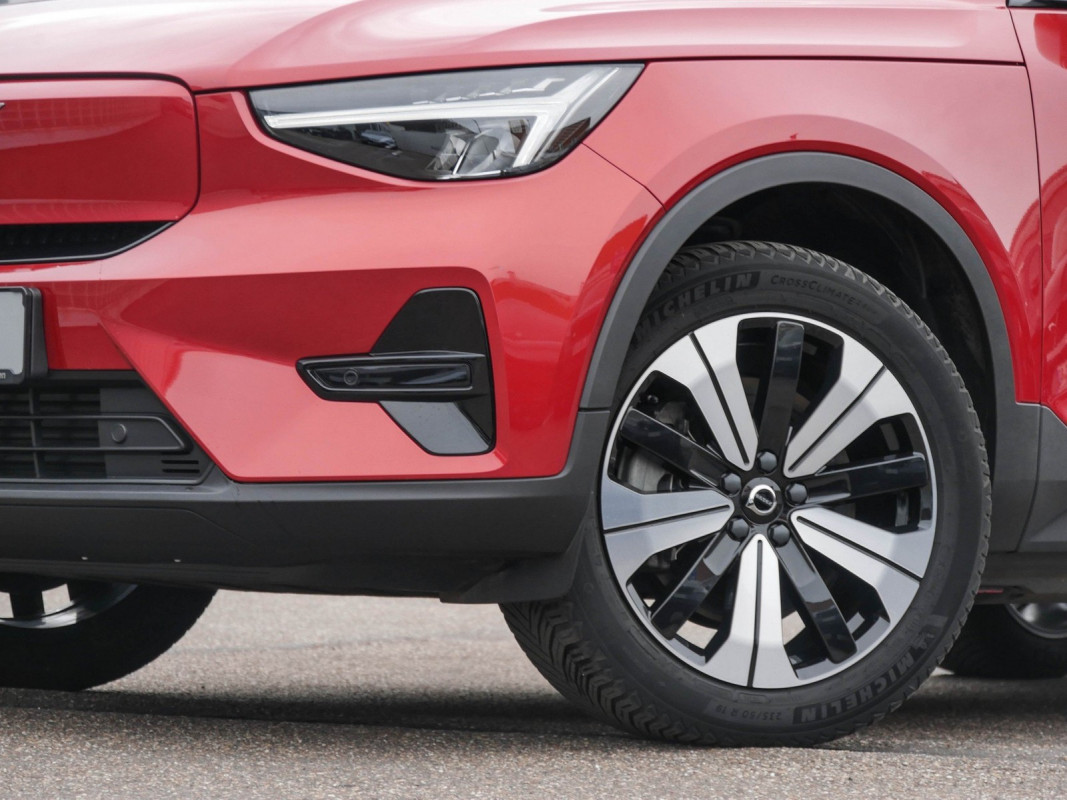 Volvo C40 - SUV/Off-road - Rot - Gebrauchtwagen - Bild 6