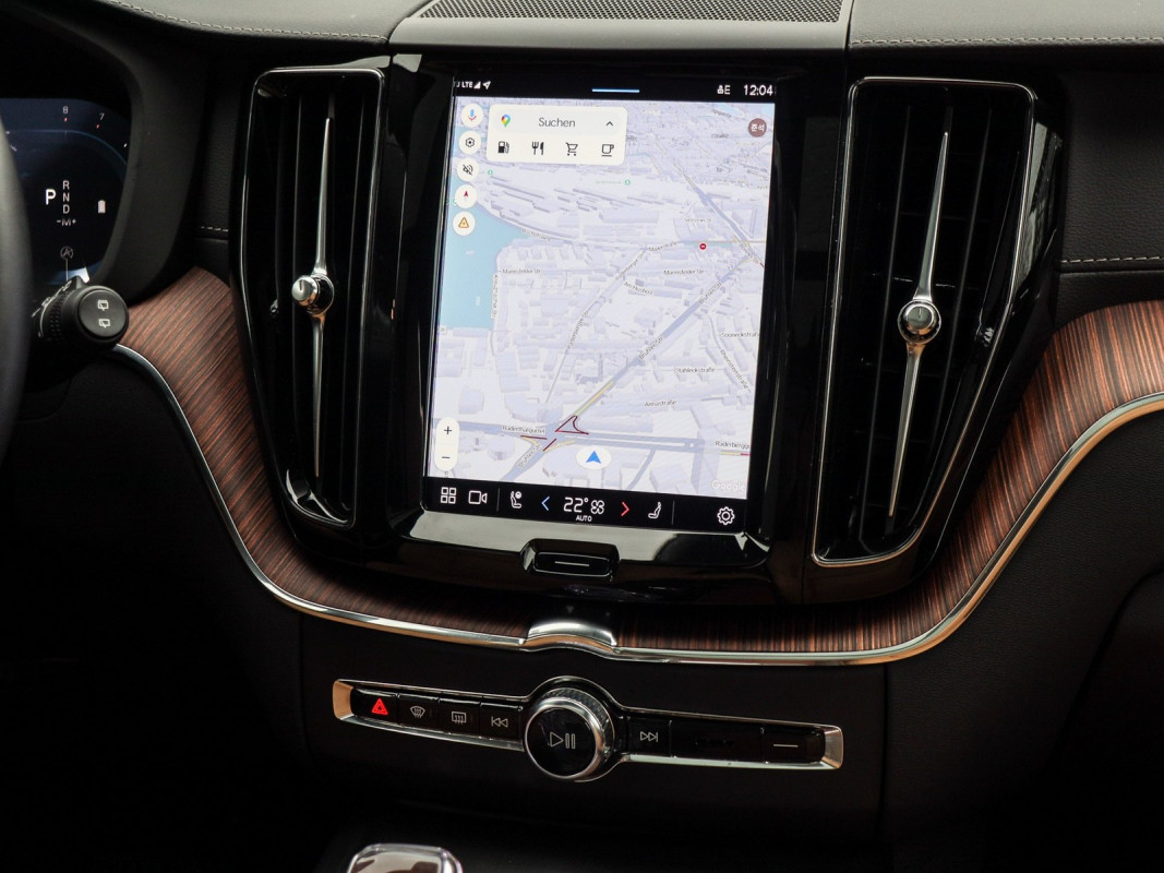 Volvo XC60 B5 (B) - SUV/Off-road - Schwarz - Gebrauchtwagen - Bild 9