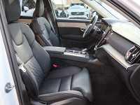 Volvo XC90 T8 AWD Recharge Reskin - SUV/Off-road - Weiss - Gebrauchtwagen - Bild 7