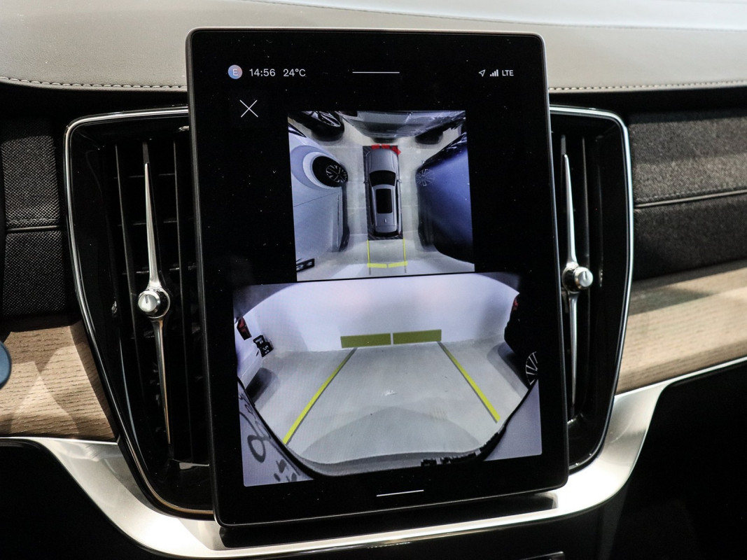 Volvo XC90 T8 Recharge AWD - SUV/Off-road - Braun - Gebrauchtwagen - Bild 14