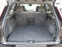 Volvo XC40 B4 DKG - SUV/Off-road - Schwarz - Gebrauchtwagen - Bild 11